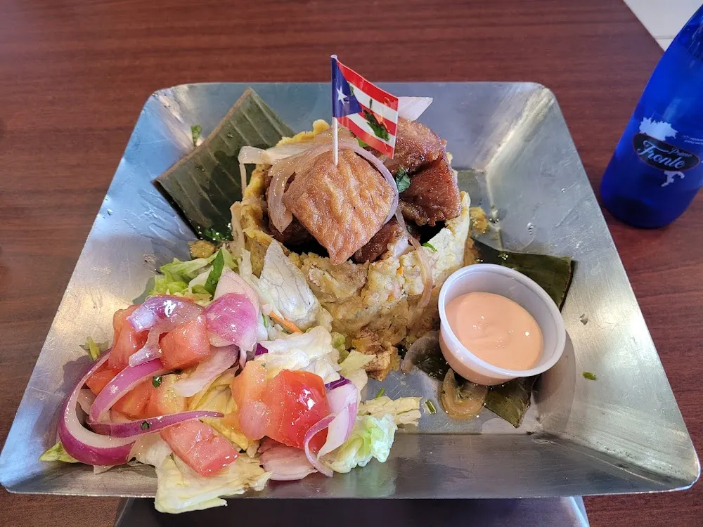 Mofongo Con Carne Frita